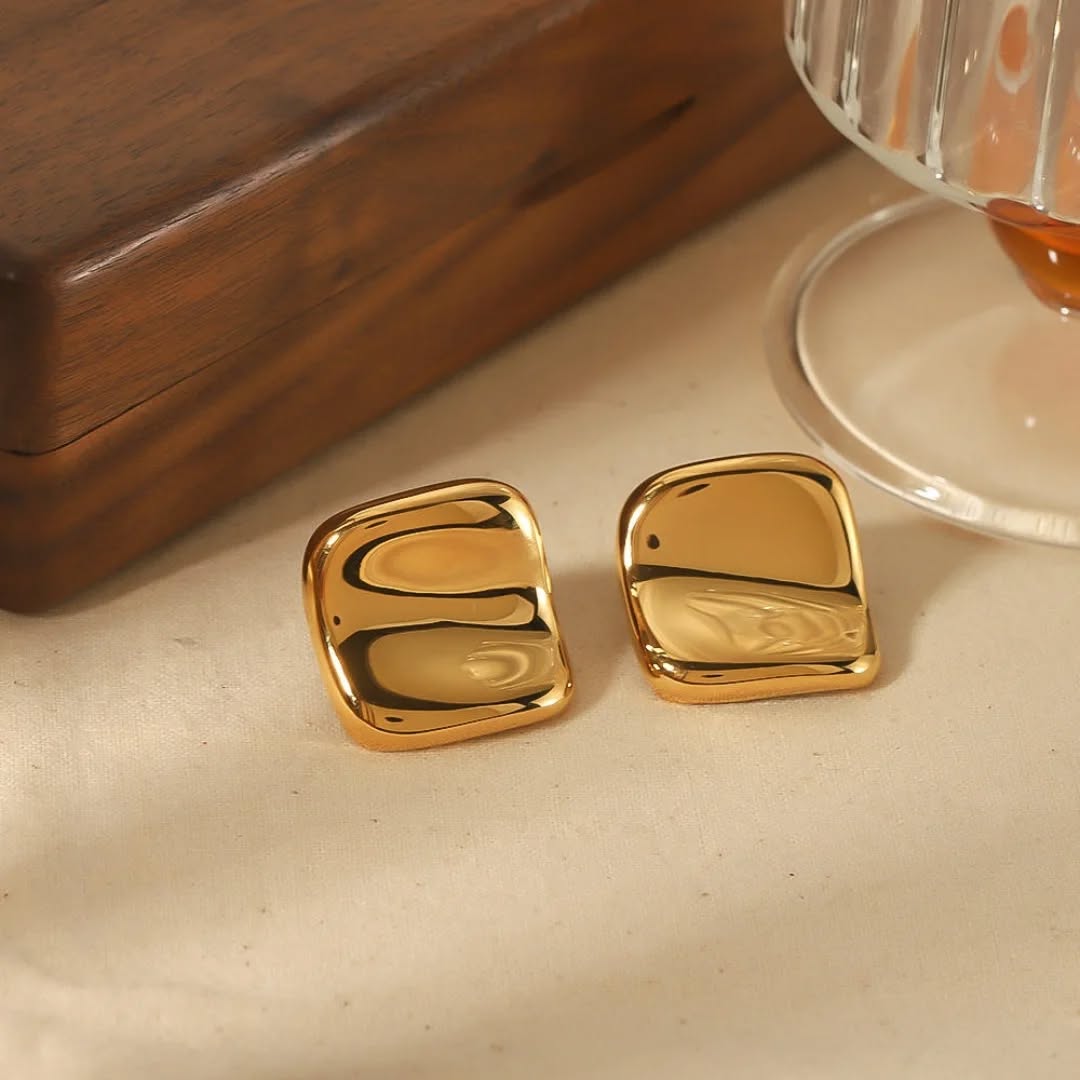 Bold & Curved Golden Earrings